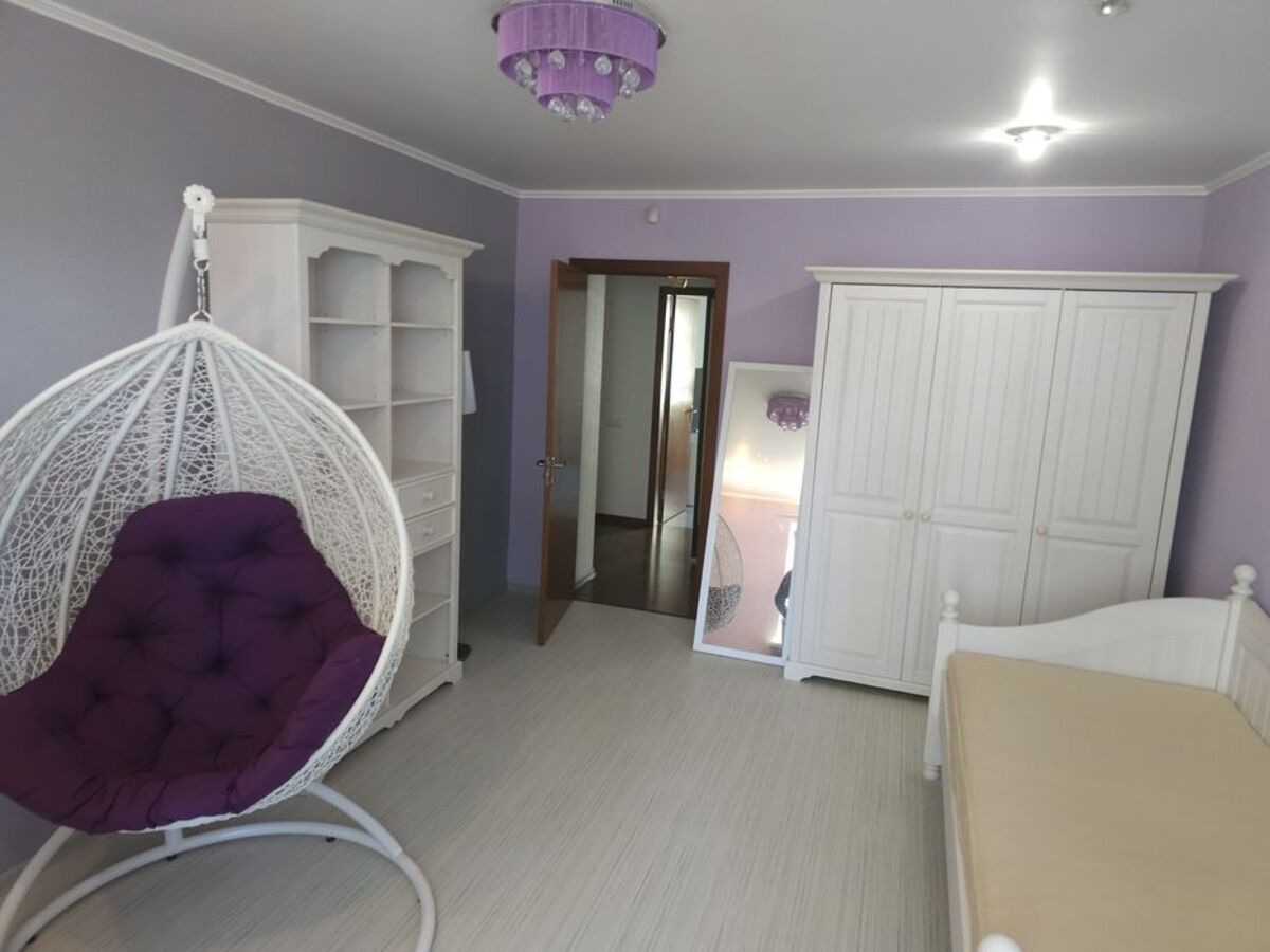 Продам квартиру на Бажана 111500 фото 1 Продам квартиру на Бажана 111500 фото 1