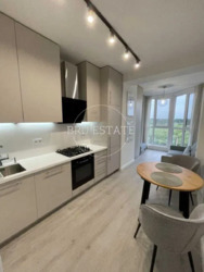 ������ �������� �� ����� ���� 83000 ���� 1