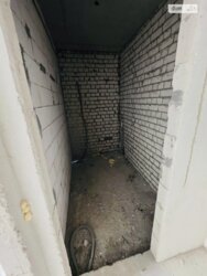 ������ 1 ������� �������� 49.7 �� �2 � �� ����� �������. ���������� ��������� ���� 4