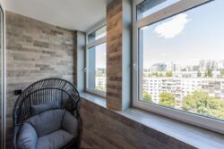    116 2   Manhattan City,  . ()  7