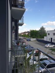  2-   Giverny hous 100000  8