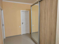 ������ 1-��������� �������� � �� �����, 61 500 $ ���� 6