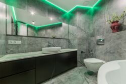    116 2   Manhattan City,  . ()  13