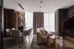 :   Crystal Avenue  , 350 000.  12