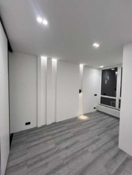  2   . 쳿  West House  14