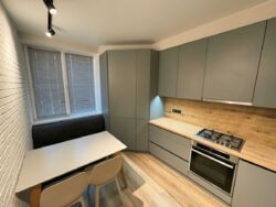 ������ �������� � �� ����� �������� 115000 ���� 1