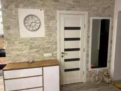    :  8