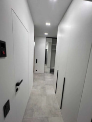  2   . 쳿  West House  5