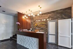   2-  74 2,  Crystal Avenue, 80000.  14