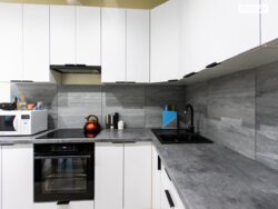  2-   Plaza Kvartal 78000  1