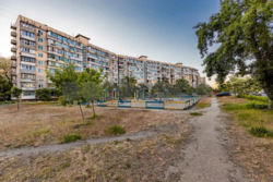 ������ 1�, ����������� 43�, 1 ������ � ����������, 36�2. ���� 20