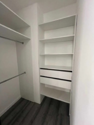  2   . 쳿  West House  7