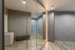   116 2   Manhattan City,  . ()  18