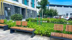   2-  74 2,  Crystal Avenue, 80000.  5