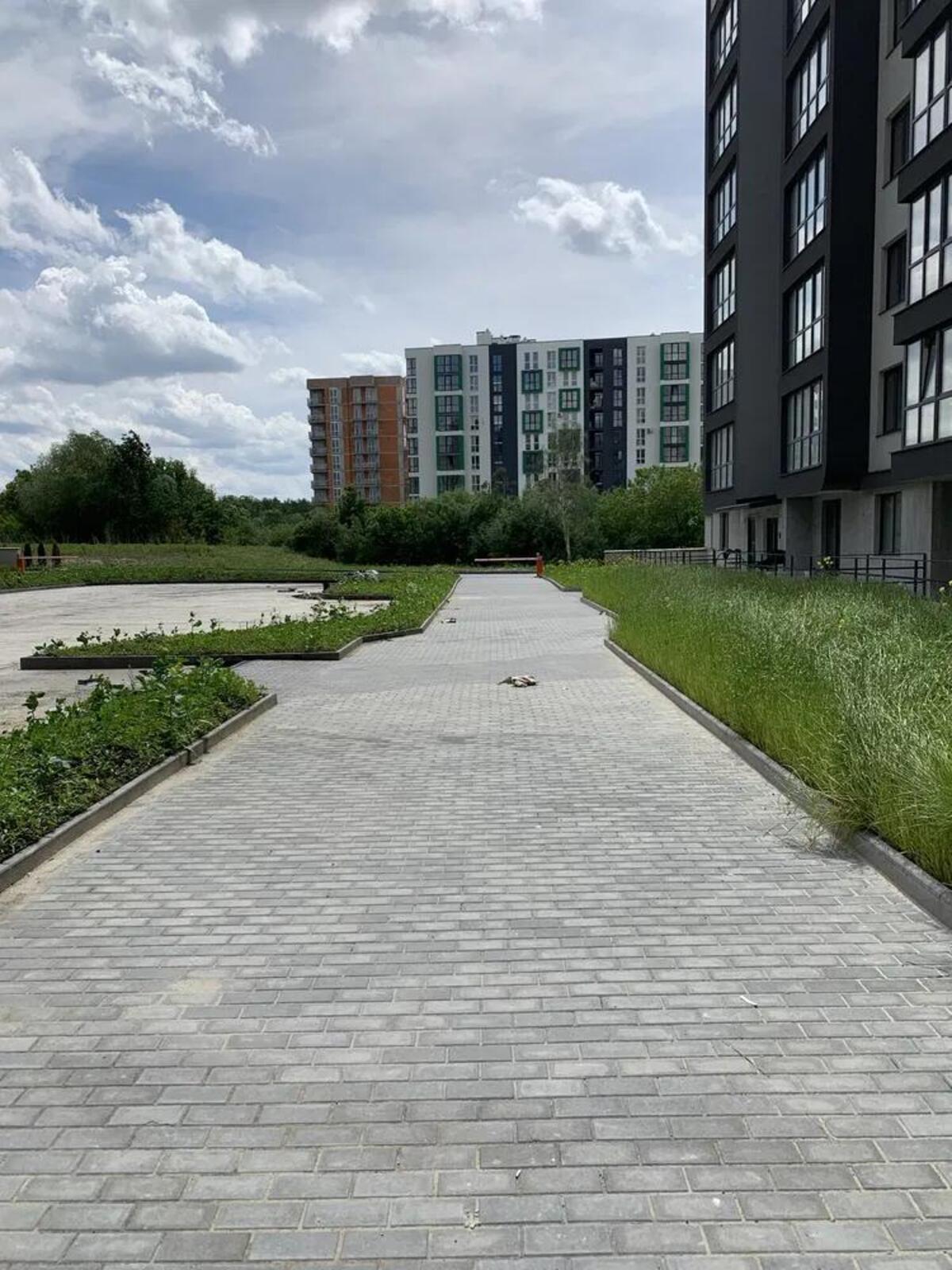 Продається квартира Львівська, Львів, Залізничний, Роксоляни, 151 фото 1 Продається квартира Львівська, Львів, Залізничний, Роксоляни, 151 фото 1