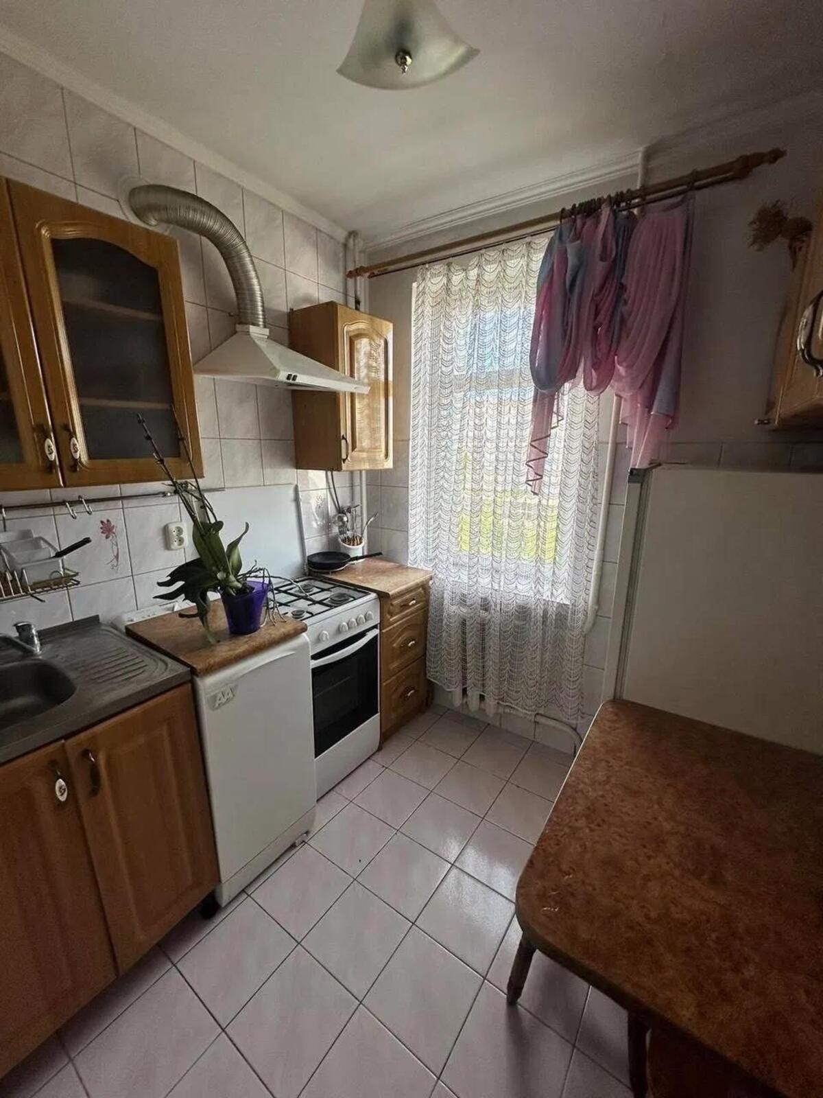 Продається квартира Львівська, Львів, Шевченківський, Тичини вул. фото 1 Продається квартира Львівська, Львів, Шевченківський, Тичини вул. фото 1