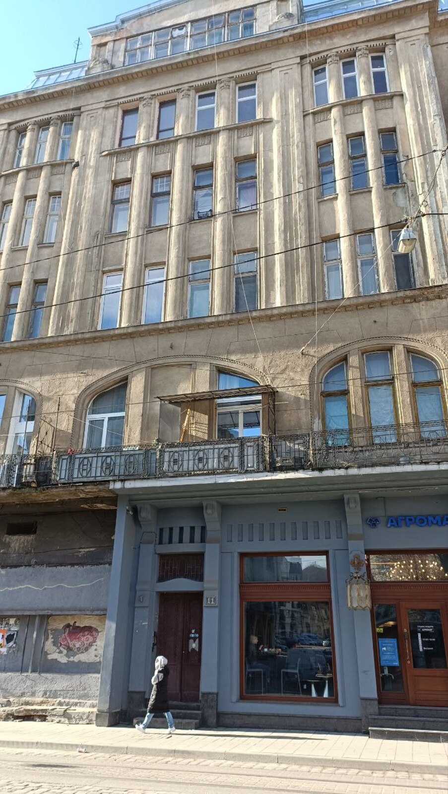 Продається квартира Львівська, Львів, Шевченківський, Б.Хмельницького, 11 фото 1 Продається квартира Львівська, Львів, Шевченківський, Б.Хмельницького, 11 фото 1