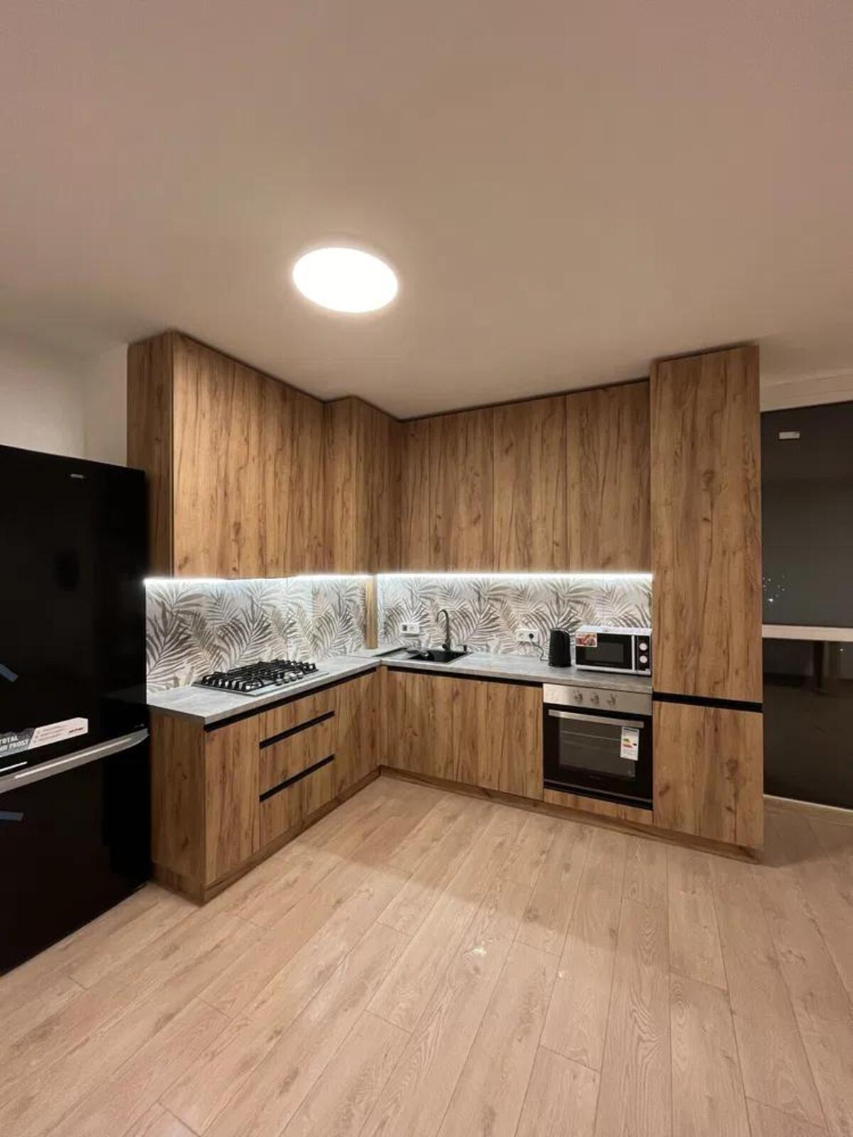 Продається квартира Львівська, Львів, Залізничний, Роксоляни, 1 фото 1 Продається квартира Львівська, Львів, Залізничний, Роксоляни, 1 фото 1