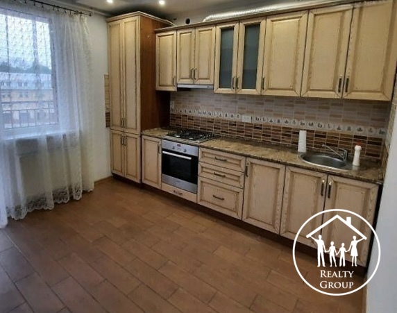 Продається квартира Львівська, Львів, Залізничний, Залізнична вул. фото 1 Продається квартира Львівська, Львів, Залізничний, Залізнична вул. фото 1