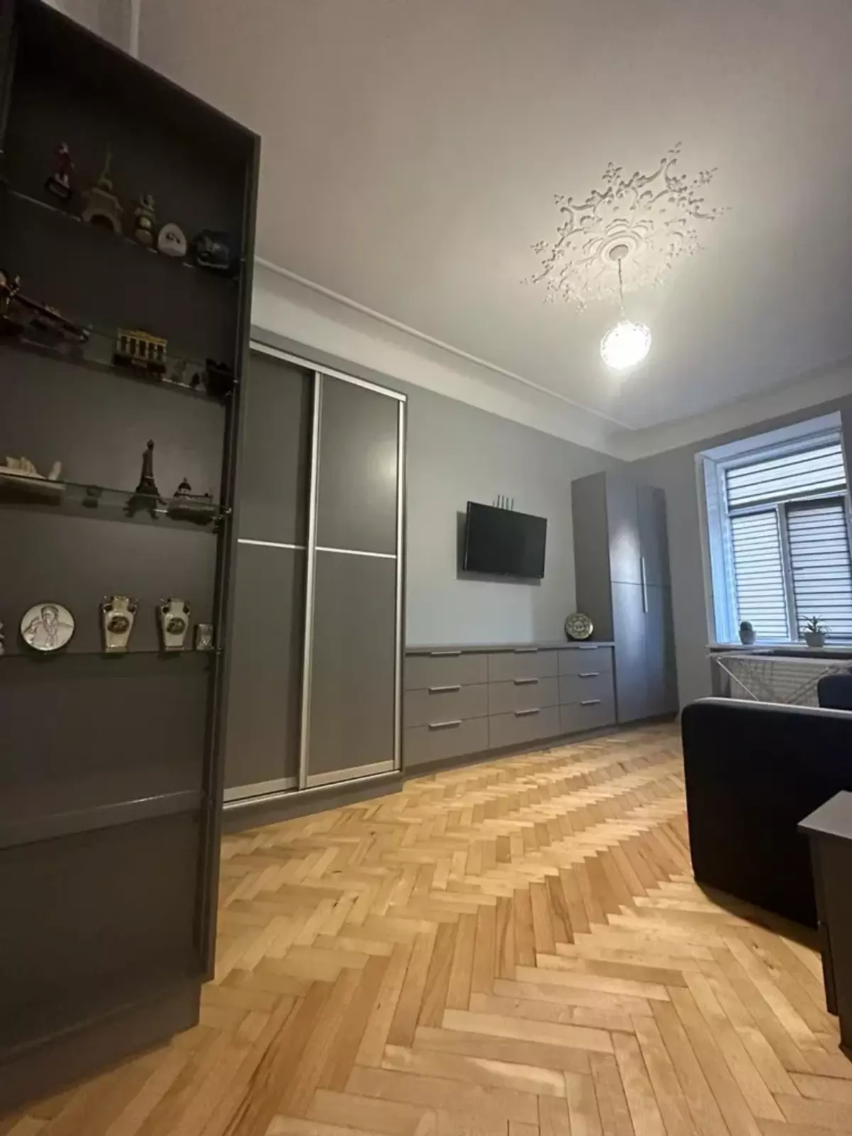 Продається квартира Львівська, Львів, Галицький, Грабовського вул., 10 фото 1 Продається квартира Львівська, Львів, Галицький, Грабовського вул., 10 фото 1