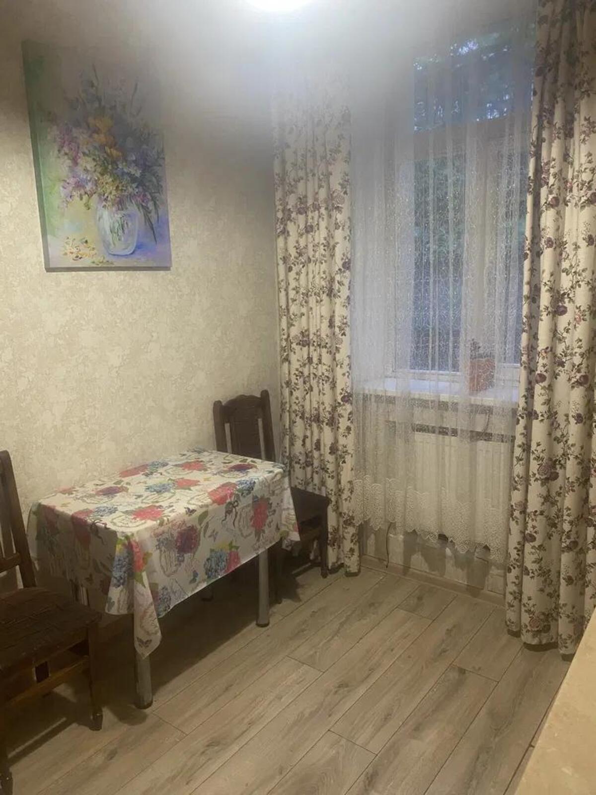 Продається квартира Львівська, Львів, Татарська вул., 6 фото 1 Продається квартира Львівська, Львів, Татарська вул., 6 фото 1