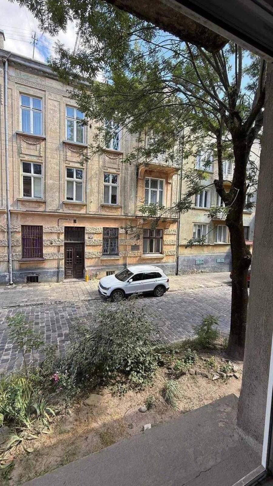 Продається квартира Львівська, Львів, Квітки-Основяненка вул., 33 фото 1 Продається квартира Львівська, Львів, Квітки-Основяненка вул., 33 фото 1