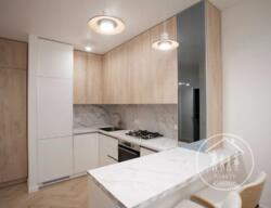 Продається квартира Роксоляни вул., Львів, Львівська, Залізничний фото 1 Продається квартира Роксоляни вул., Львів, Львівська, Залізничний фото 1