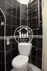   , , ,    7