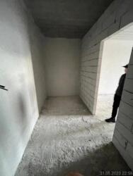   , ,   4