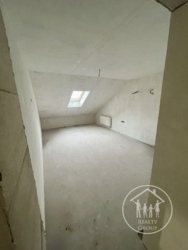   , , ,    8