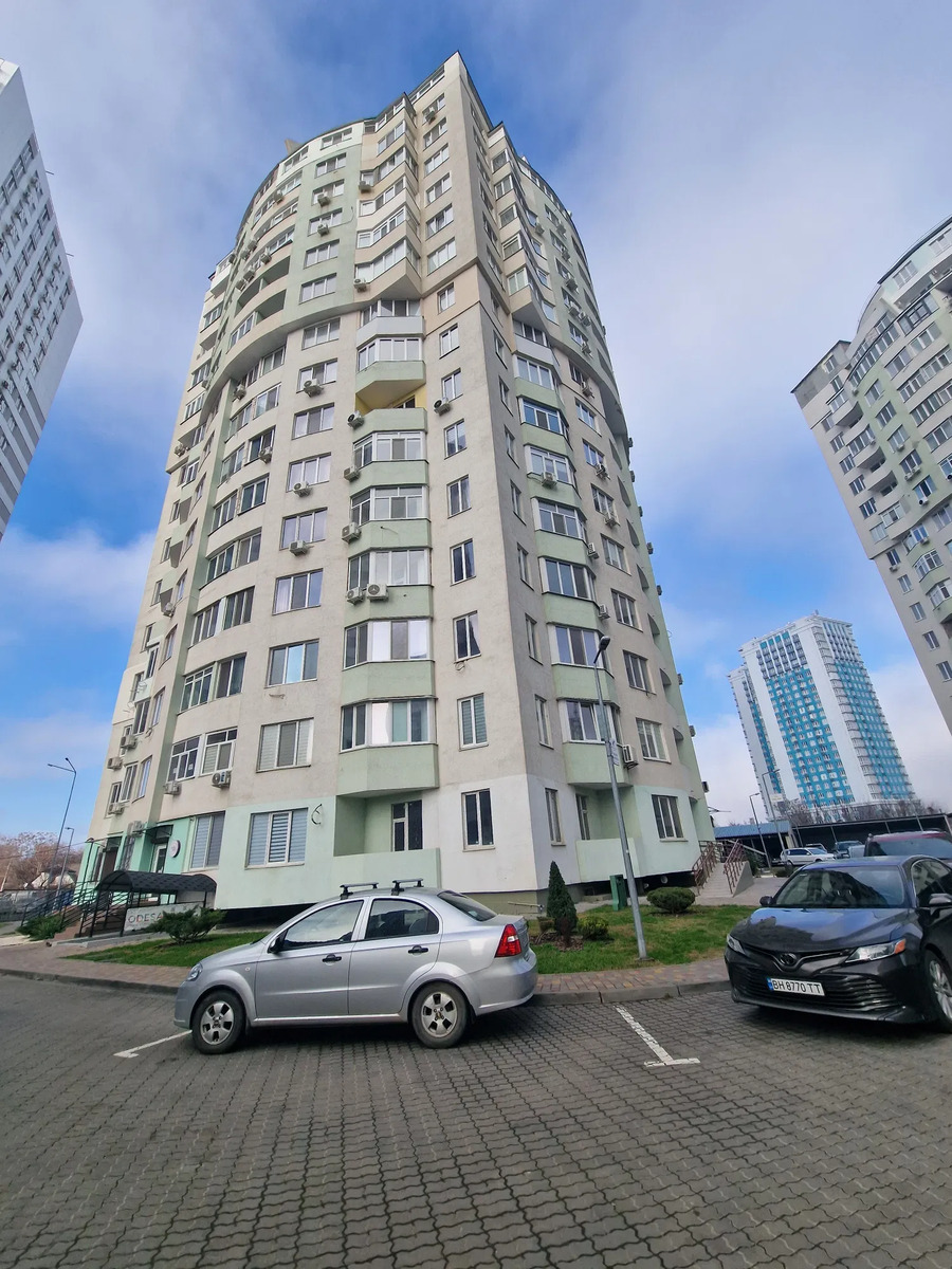Продам квартиру в Одессе. ЖК Одиссей фото 1 Продам квартиру в Одессе. ЖК Одиссей фото 1