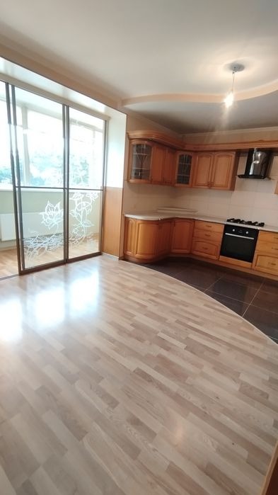 92000$  3-   1