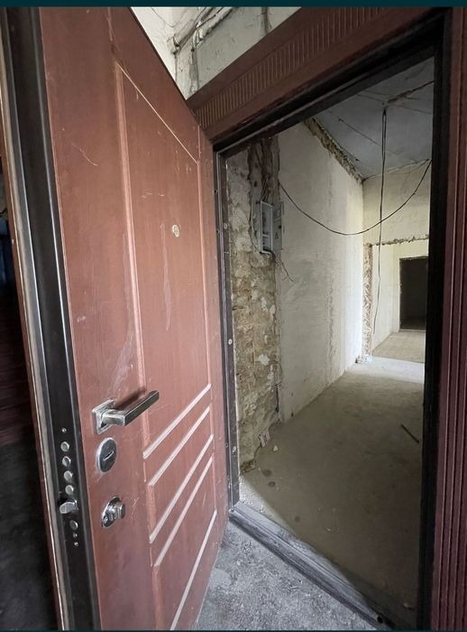 15000$  ������ 2�, 3� ��������� �������� ��� ������ �� ��. �����-������� 1 ���� 1