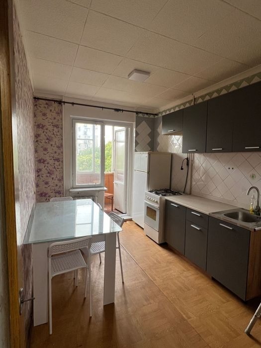 Продам 5-комнатную квартиру. 100 кв.м. фото 1 Продам 5-комнатную квартиру. 100 кв.м. фото 1