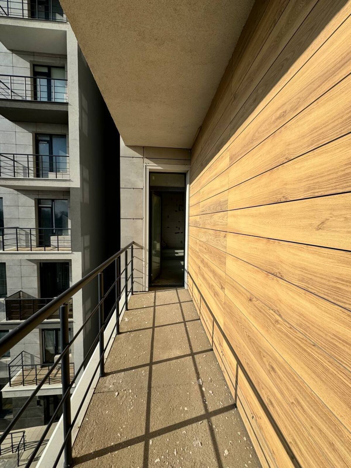 15000$ 2-��������� �������� � �� Platinum Residence ���� 1