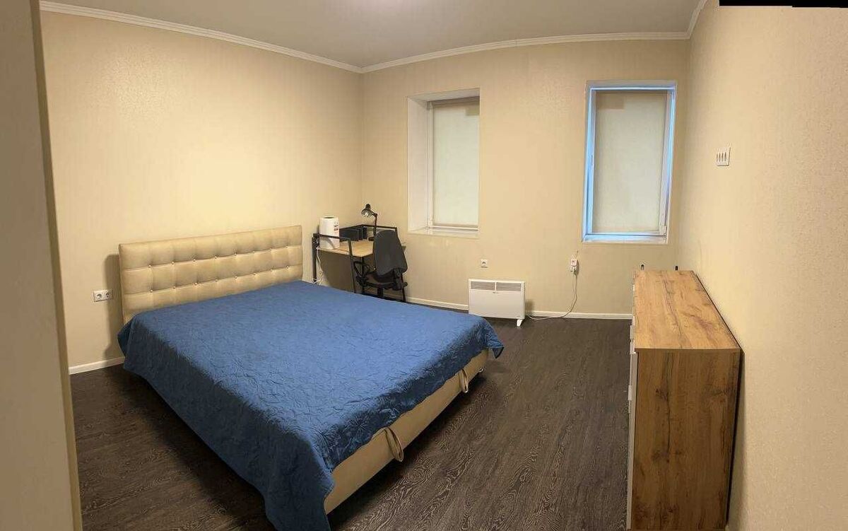 21500$ 2- , 15    !  1