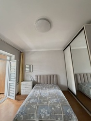 69900$ 2-��������� �������� � ����� �������� � 1,5 �� �� �������������. ������� � ���� � ��� ������ � ������� ��������. ���� 4