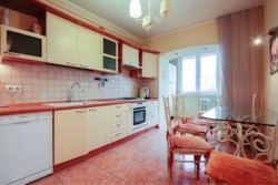 93000$      , 90 ²,  !  7