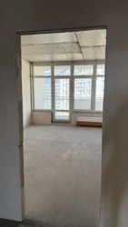 136000$ .  42 , 120 ²,  , 23   18