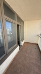 136000$ .  42 , 120 ²,  , 23   20