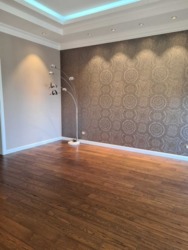 390000$   . 3      7