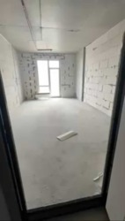 28000$  , .  ITown,    2