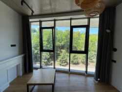 220000$ ����������� ������� ������. �� �osta Fontana ���� 5