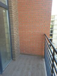 71000$  2-   .   Derby House.  2