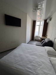 105000$ ������ �������� 44 �������, �� ���䳿 �����, ����� ������ ��� ���� ���� 5