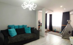 100000$  ������ ���������� �������� � �� ������������ ���� 18