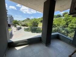 220000$ ����������� ������� ������. �� �osta Fontana ���� 14