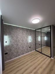 63800$ ������� 1-�������� 42� ������ ������ 66-��������� ���� 8