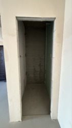 136000$ .  42 , 120 ²,  , 23   16