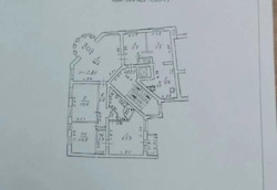 Продаж квартири по вул. Ливарна, автономне опалення, 180 кв.м., центр/Набережна/Сквер фото 21 Продаж квартири по вул. Ливарна, автономне опалення, 180 кв.м., центр/Набережна/Сквер фото 21